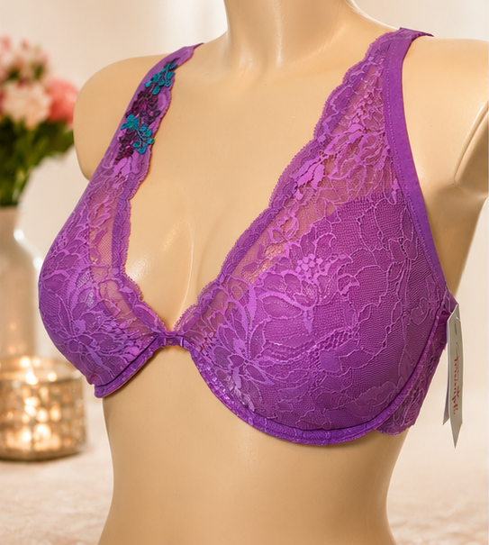 Liliowy biustonosz Triumph Amourette Charm Summer WP - ujęcie z boku